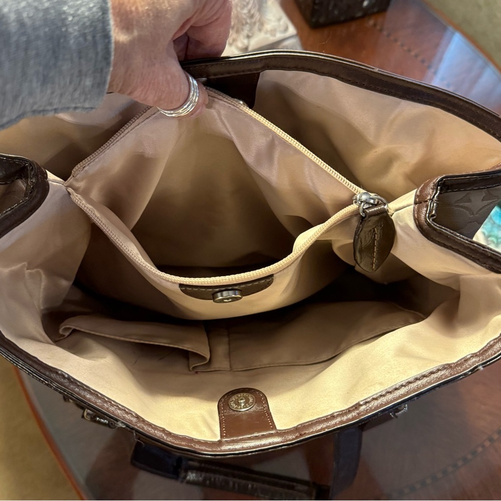 Coach Penelope Signature Sateen Satchel 2012 EUC - Picture 12 of 14